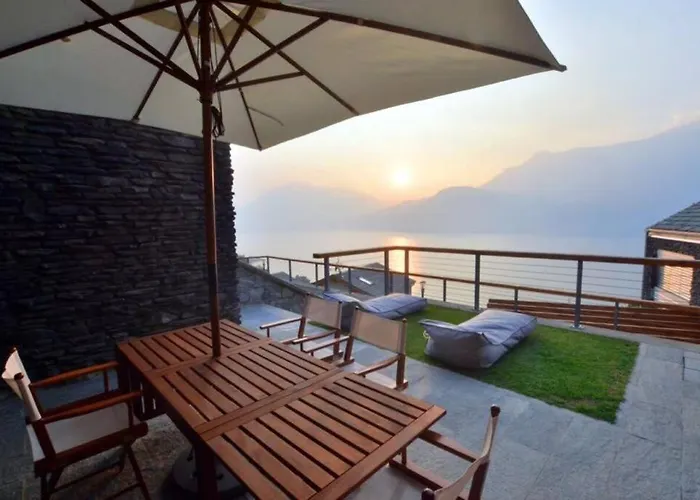 Di Como- Amazing View- Holiday home Bellano